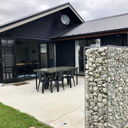 Villa Townhouse Feel In Irishman à Twizel Extérieur photo